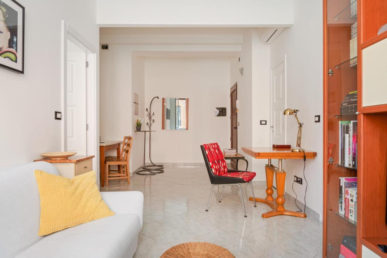 Stazione Centrale Cozy And Functional Flat Milan Exterior photo